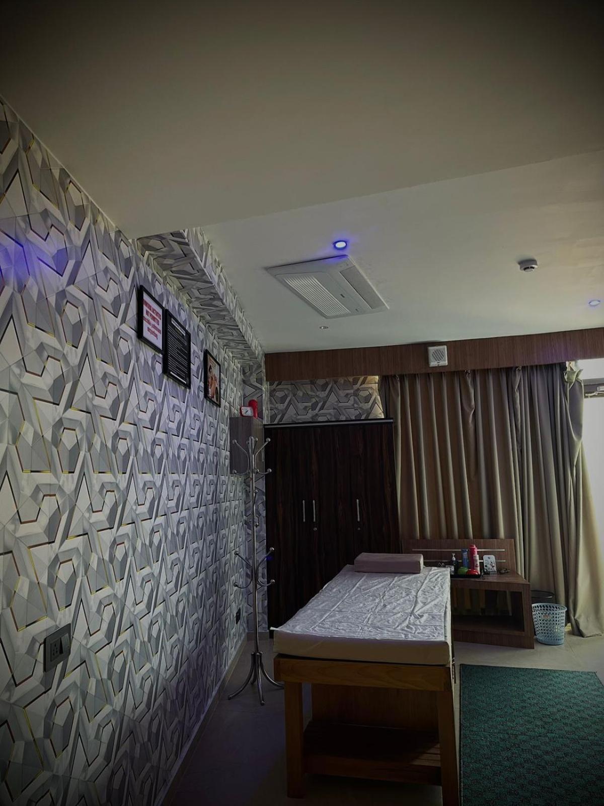 Hotel Sky Sierra Wayanad Kalpetta Eksteriør billede