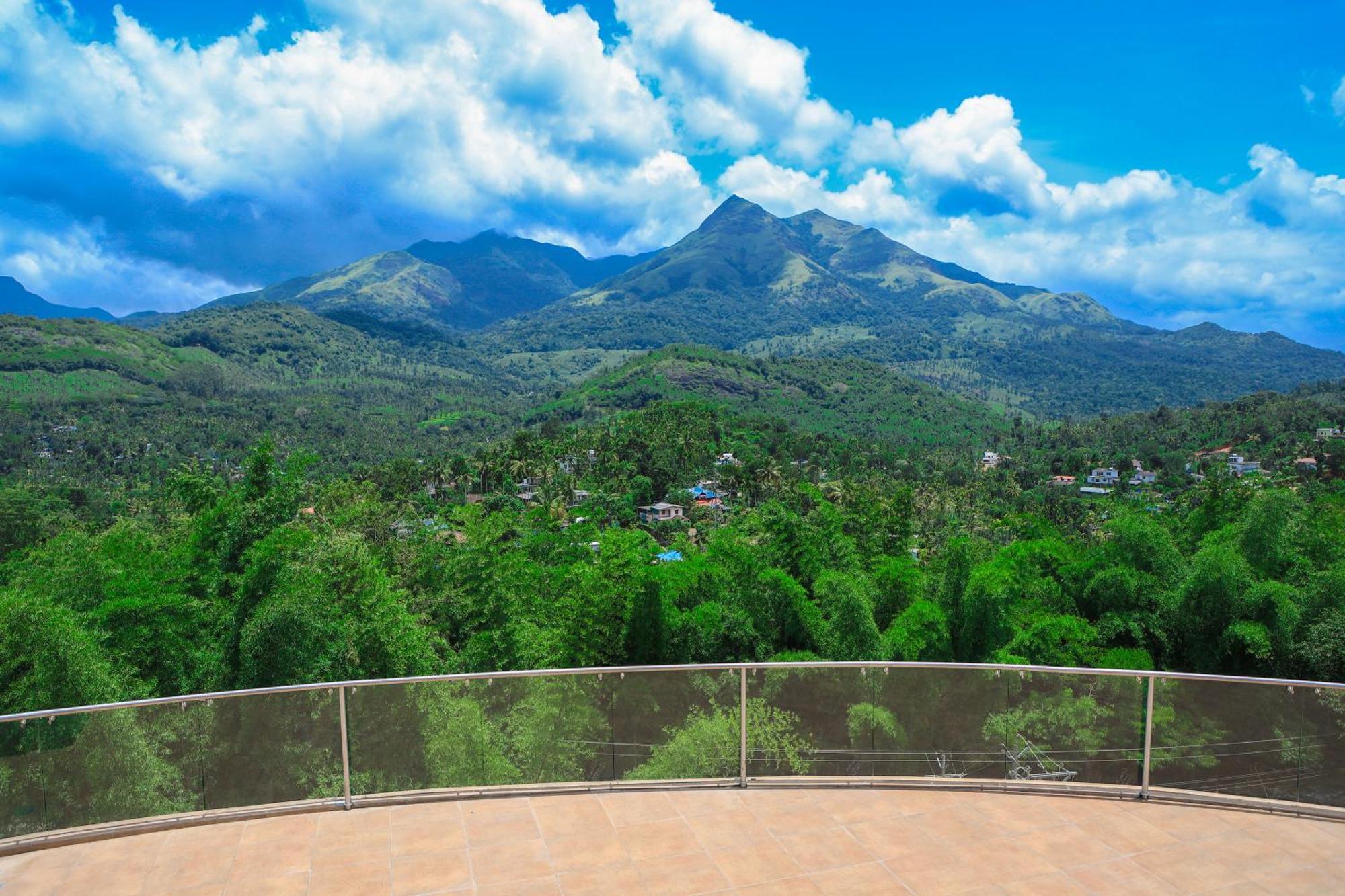 Hotel Sky Sierra Wayanad Kalpetta Eksteriør billede