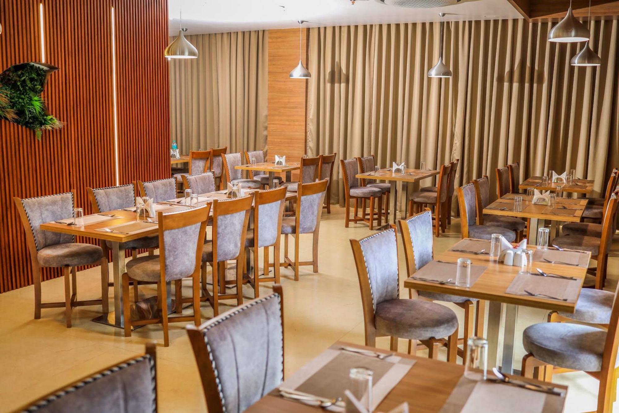 Hotel Sky Sierra Wayanad Kalpetta Eksteriør billede